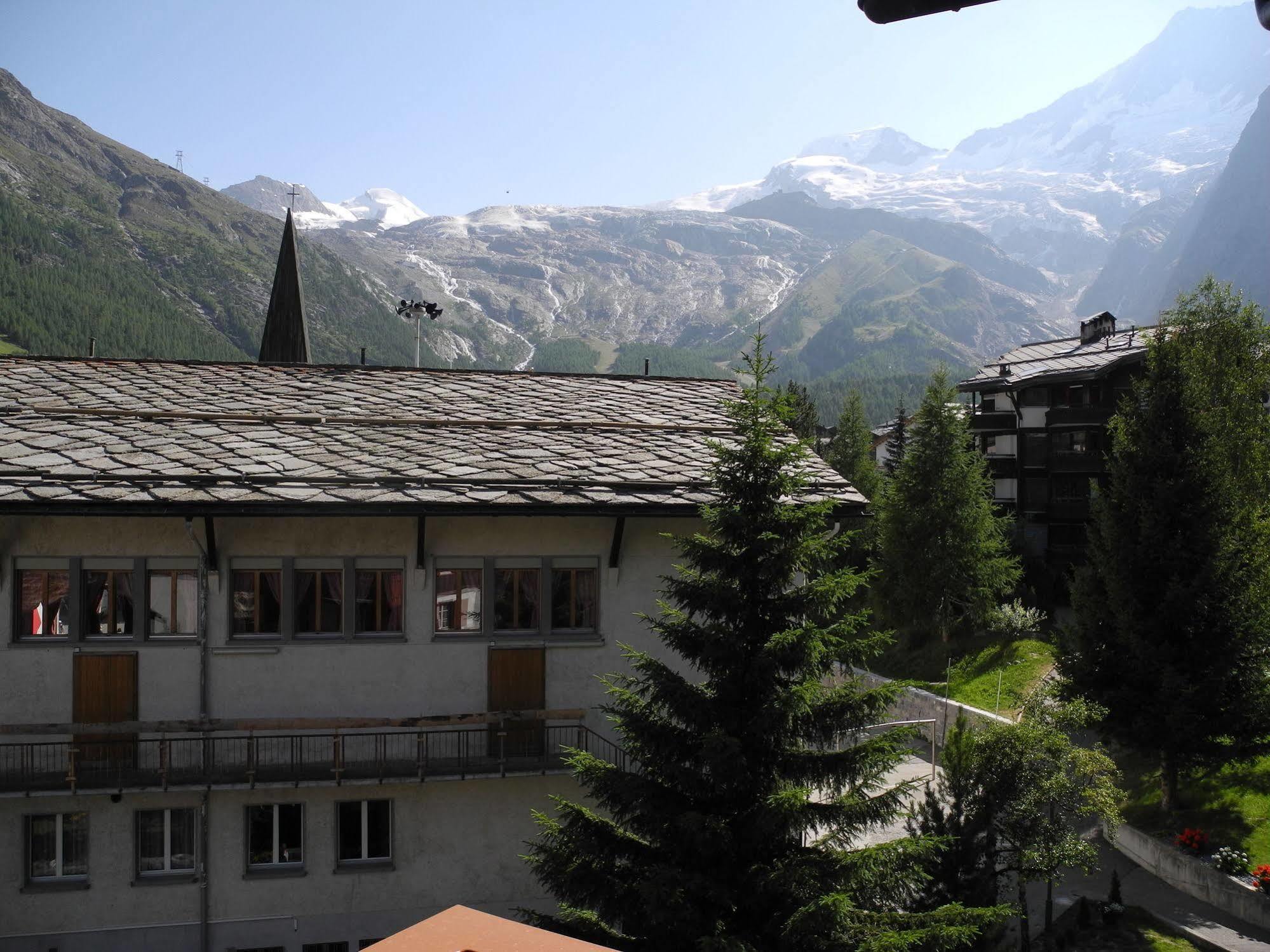 Chalet Alpenruh サース フェー エクステリア 写真