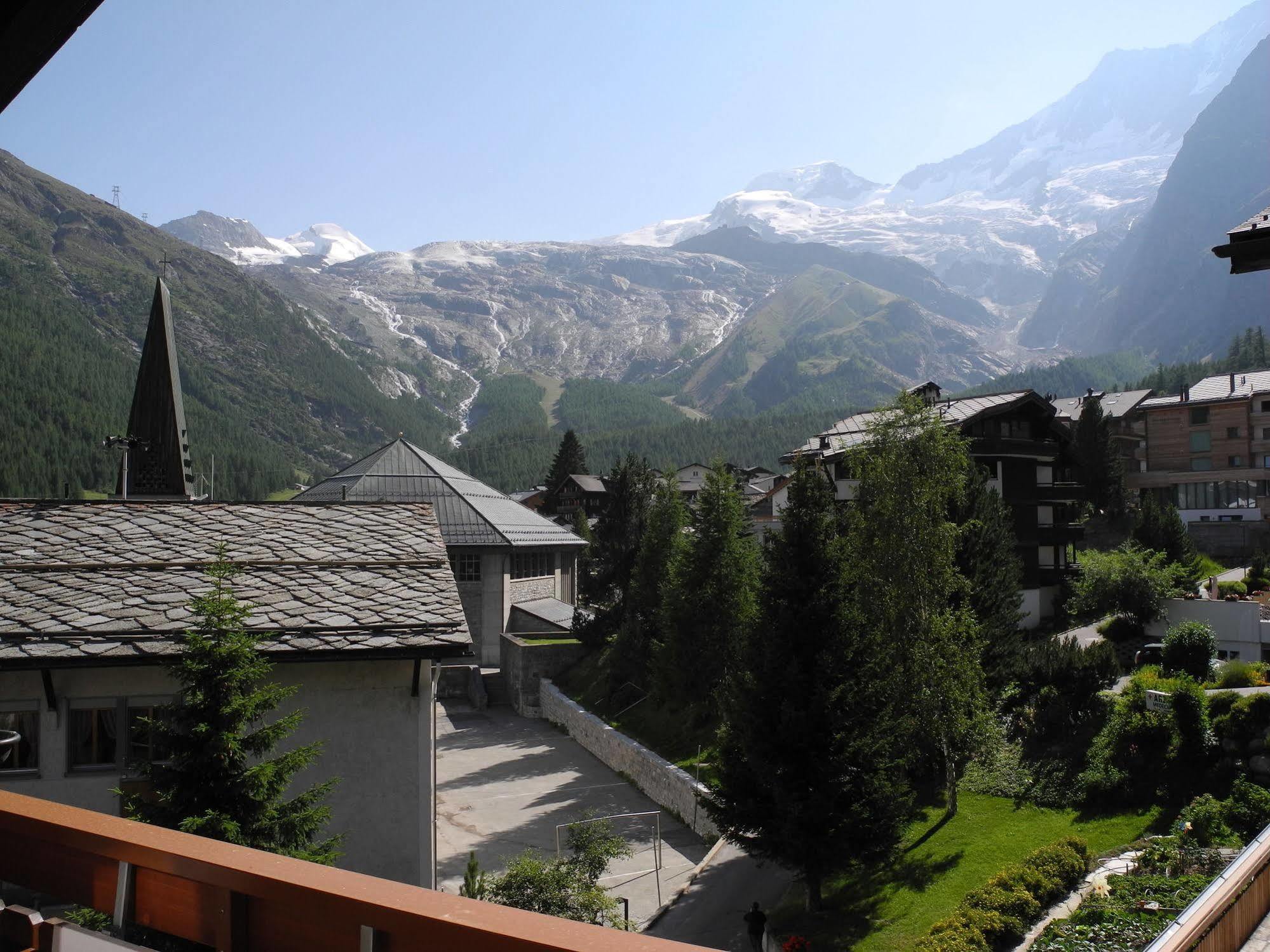 Chalet Alpenruh サース フェー エクステリア 写真