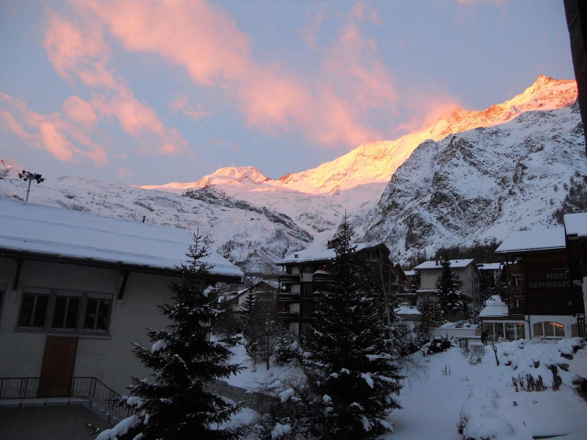 Chalet Alpenruh サース フェー エクステリア 写真
