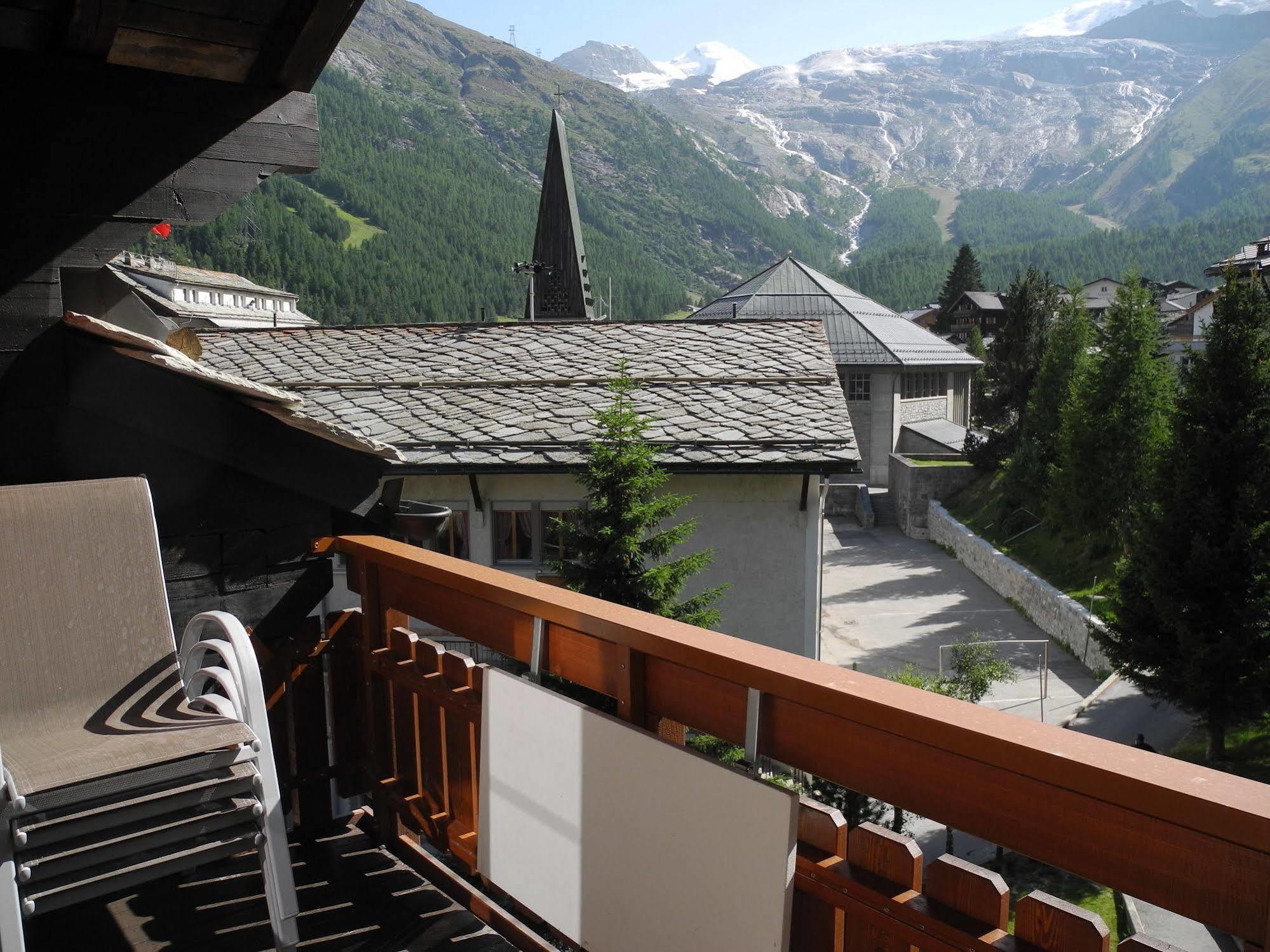 Chalet Alpenruh サース フェー エクステリア 写真