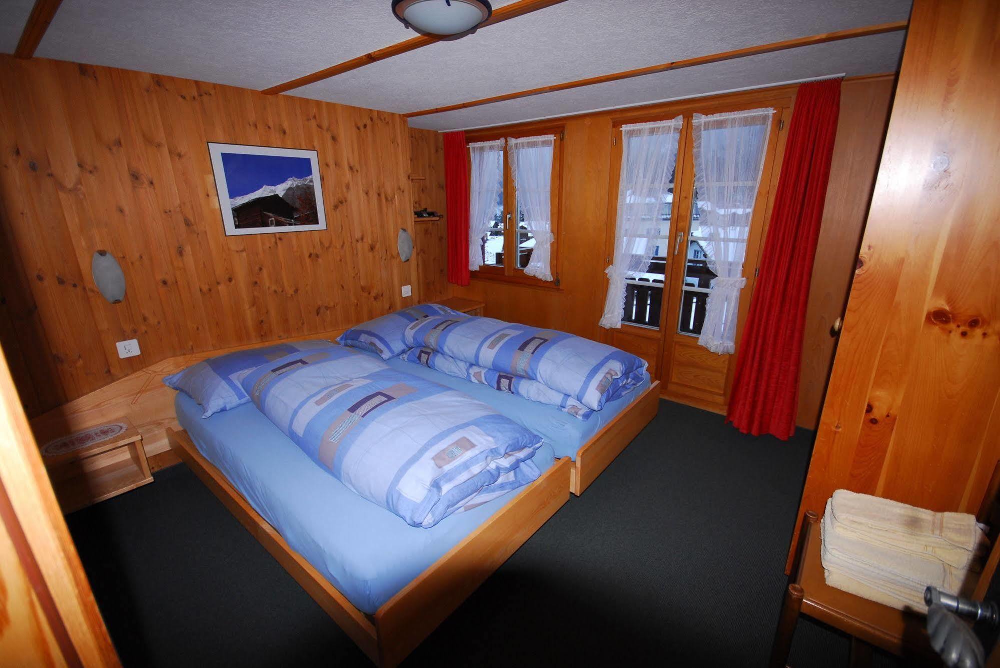 Chalet Alpenruh サース フェー エクステリア 写真